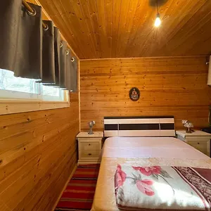  Chalet Origjina Farm Albanien